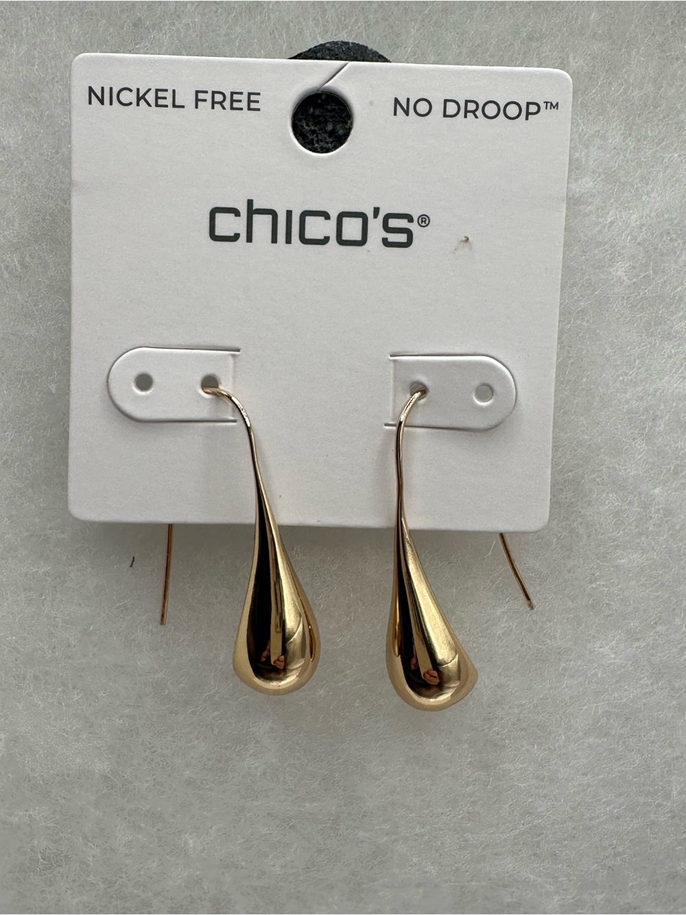 Chico’s No Droop Gold Tone Teardrop Threader Earrings NWT